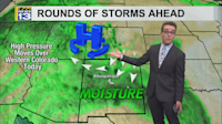 Rain possible & muggier weather around New Mexico