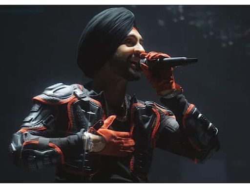 Diljit Dosanjh Gifts Shoes To Pakistani Fan, Says 'Be It India Or Pakistan, It Is One For Me'