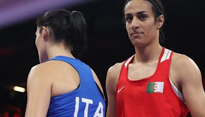 Continúa la polémica en el boxeo femenino: la italiana abandona a los 46 segundos un combate ante la argelina que falló las pruebas de género