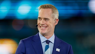 Joe Buck's return to MLB broadcasting gets rained out in Cubs-Cardinals