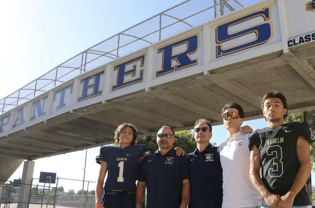 Jauregui brothers continue family tradition of playing receiver at Franklin High