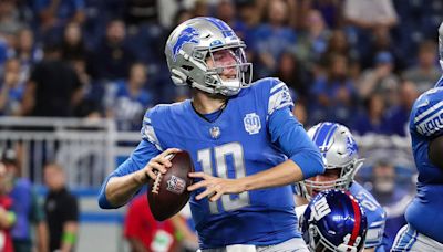 The Lions bring back QB Nate Sudfeld