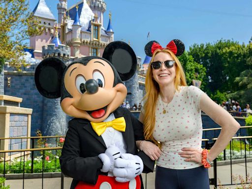 Lindsay Lohan Rocks Minnie Ears as She Reunites with Mickey Mouse at Disneyland: 'Let's Ride!'