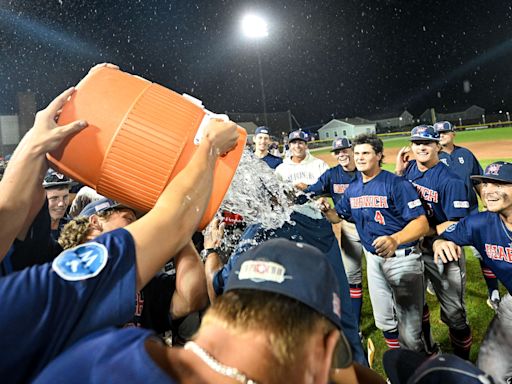 The Harwich Mariners top the defending champion Bourne Braves for Cape League title