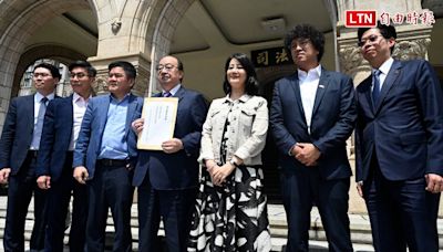 民進黨立院黨團聲請釋憲、暫時處分 柯建銘：搶救憲法、國家安全 - 自由電子報影音頻道