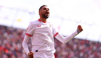 Roma locked in negotiations with Sevilla for En-Nesyri