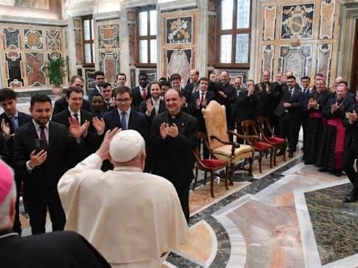 El Papa Francisco se acerca a la "España Vaciada" con los seminaristas de Burgos