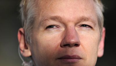 Justiça britânica concede a Julian Assange novo recurso contra a extradição aos EUA