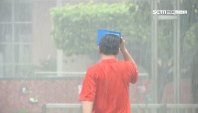 連日大雨！他一起床「聽見下雨的聲音」 全場笑推雨天神曲