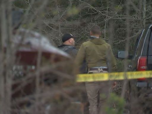 Human remains found near Catawba County creek, deputies say