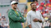 Aaron Rodgers' reaction to Danny Etling's 51-yard touchdown run is priceless while on the Packers TV Network during preseason game