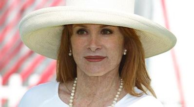 Stefanie Powers