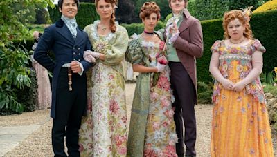 Actores de la serie británica ‘Bridgerton’ definieron palabras colombianas: así les fue