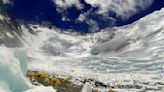 Seattle man dies while climbing Mount Everest