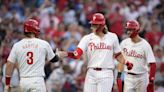 Phillies defeat the Padres 9-2