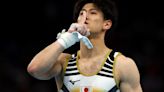 Gymnastics-'Shhhh...' Fans fawn over Hashimoto's sportsmanship