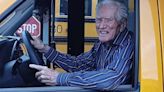 Conheça o motorista de ônibus considerado o mais veterano do mundo, aos 94 anos