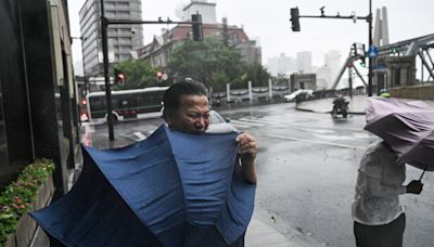 Typhoon Bebinca hits Shanghai, strongest storm since 1949