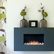 Made from materials such as wrought iron or steel Can be customized to fit any size or style of fireplace Available in a variety of finishes, from matte black to polished brass