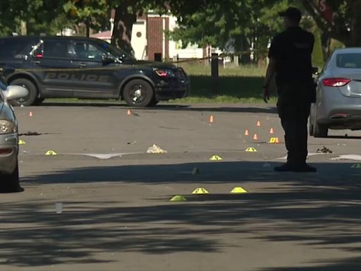 Detroit shooting: 2 dead, over a dozen injured amid violent 4th of July holiday weekend nationwide