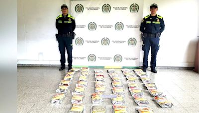 En paquetes de “linaza” pretendían enviar más de 20.000 dosis de marihuana: la Policía incautó la mercancía en aeropuerto El Dorado