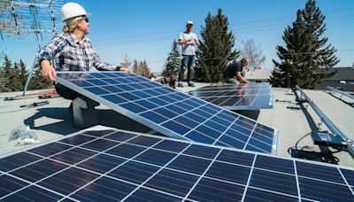 10 Best Solar Stocks To Invest in Today