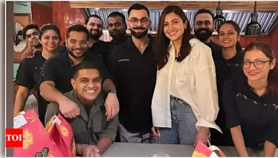 Anushka Sharma and Virat Kohli pose with fans on a dinner outing | Hindi Movie News - Times of India