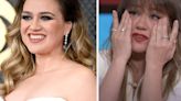 Hillary Clinton Comforted Kelly Clarkson After The Singer Broke Down In Tears While Recalling Being Hospitalized...