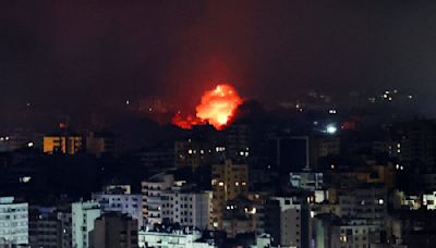 Israel strikes heart of Beirut, killing 6