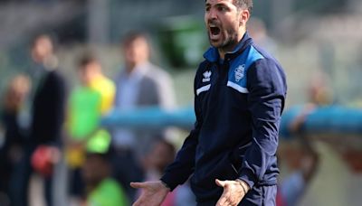 "Me parece perfecto que vengáis de Serie D, pero quiero un equipo valiente y subir a Serie A": así es el Cesc entrenador