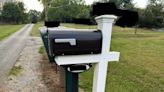 My nasty neighbor left a rude note about my mailbox - he picked the wrong girl