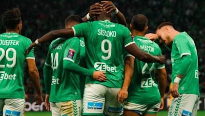 El Saint-Étienne da un paso hacia el ascenso y el Metz, más cerca del descenso