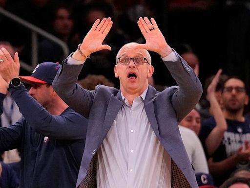 Insider: Lakers will offer Dan Hurley around $100 million to be their head coach
