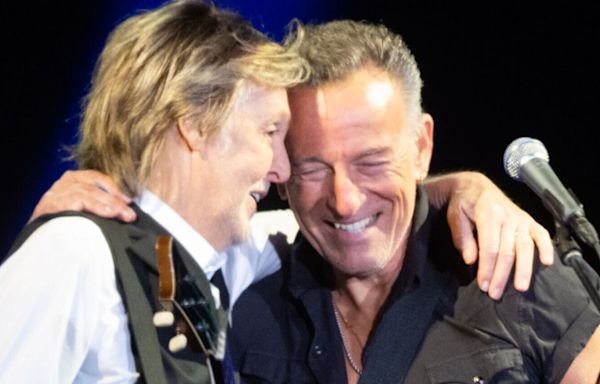 Paul McCartney Hilariously Roasts Pal Bruce Springsteen While Presenting Award