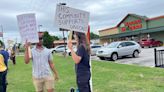 Grocery store employees in central Oklahoma city join union amid allegations of mistreatment