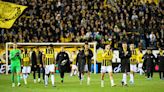 Vitesse players donate salaries to campaign to save club