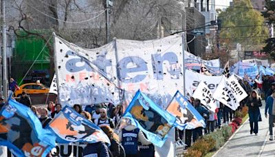 Presentismo docente: el plenario de ATEN define este miércoles si hace paro tras las vacaciones de invierno - Diario Río Negro