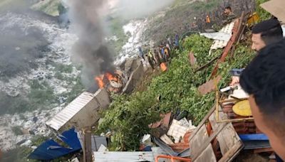 尼泊爾小型客機墜毀 18人罹難僅機長生還