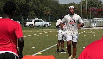 Nolan Smith returns to Savannah for 4th annual 'Pups Day Out' Youth Football Camp