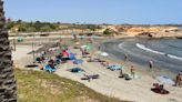 El Ayuntamiento de Orihuela cierra las playas de Cala Mosca y La Glea por contaminación residual y vertidos