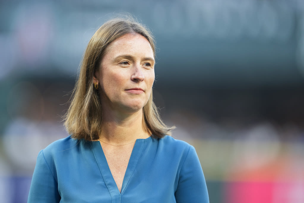 Catie Griggs resigns as president of business operations for Seattle Mariners