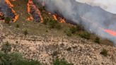 Efectivos del Plan Infomur trabajan en la extinción de un incendio forestal con cuatro focos en Ojós