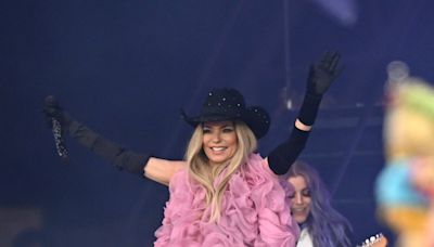 Glastonbury 2024 live: Shania Twain plays Legends Slot as huge crowd sings ‘Man I Feel Like a Woman’
