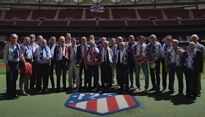 El Atlético rinde homenaje a la histórica sección de voleibol