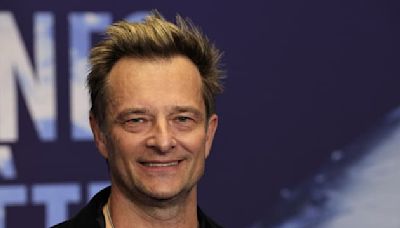 David Hallyday annonce une tournée de reprises des chansons de son père