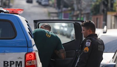 PMs do 39º BPM fizeram contato com chefe da milícia de Belford Roxo dentro da cadeia | Rio de Janeiro | O Dia