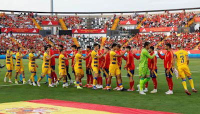 Fallan los himnos en el inicio del España-Andorra
