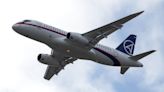 Un avión se estrella cerca de Moscú: todos sus tripulantes, muertos