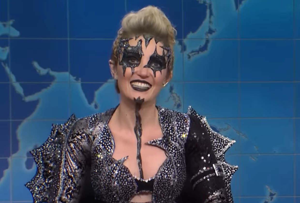 SNL Video: Chloe Fineman Spoofs JoJo Siwa’s Bad Girl Era on Weekend Update