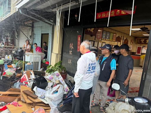 國民黨嘉義縣災後物資發送 王育敏喊話中央補助災損